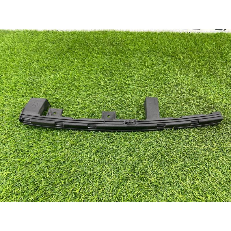 Направляющая стекла двери (кузов и элементы) Cadillac Xt5 1 2016 3.6 84659186