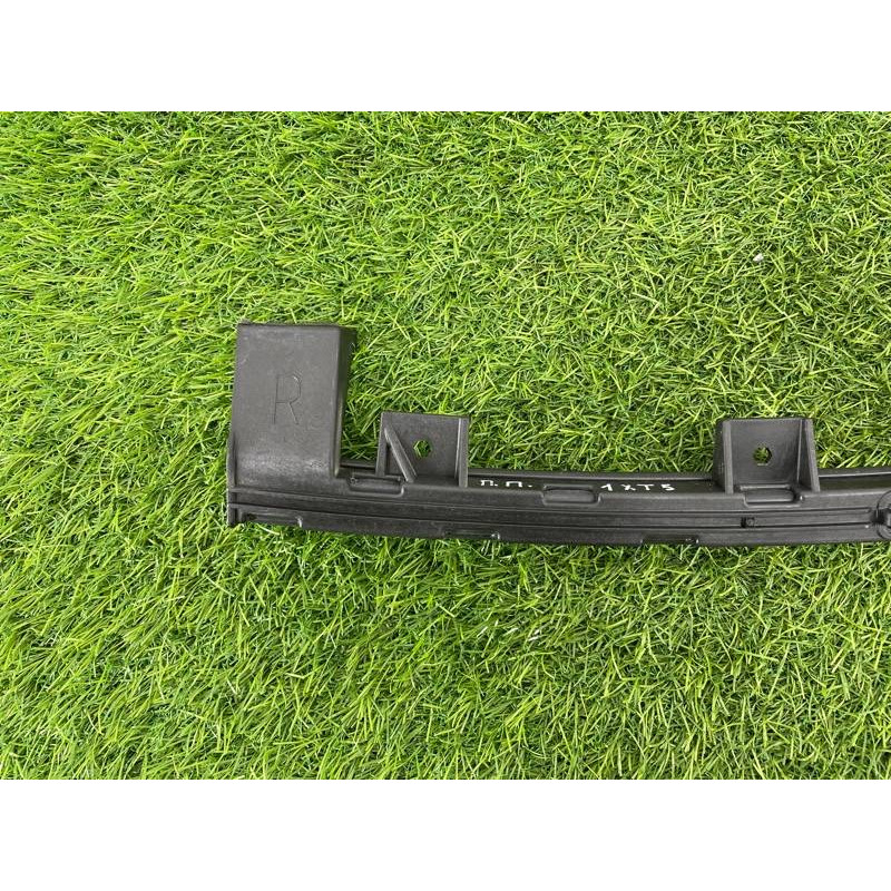 Направляющая стекла двери (кузов и элементы) Cadillac Xt5 1 2016 3.6 84659186