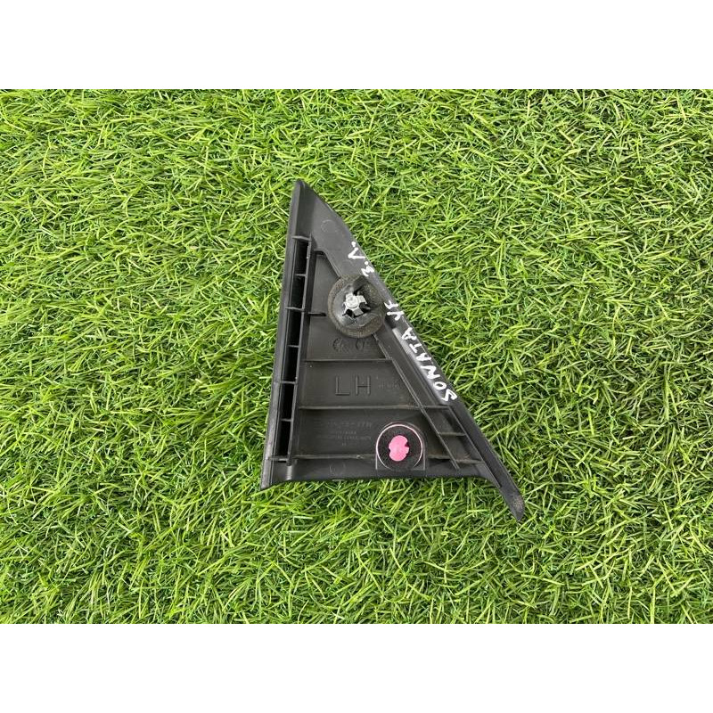 Молдинг двери (уголок) внутренний (кузов и элементы) Hyundai Sonata YF 839103S000RY