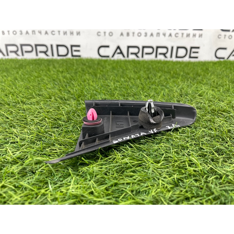 Молдинг двери (уголок) внутренний (кузов и элементы) Hyundai Sonata YF 839103S000RY