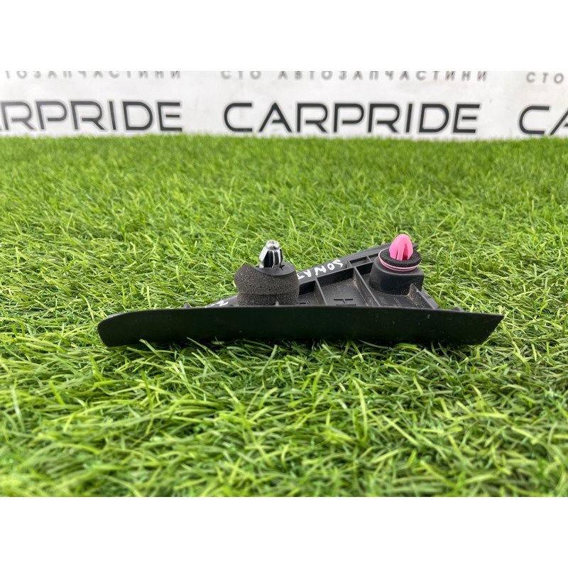 Молдинг двери (уголок) внутренний (кузов и элементы) Hyundai Sonata YF 839103S000RY