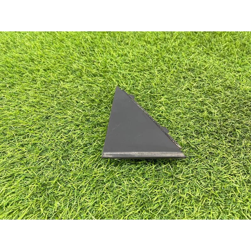 Молдинг двери (уголок) внешний (наружные элементы кузова) Hyundai Sonata YF 838303S000