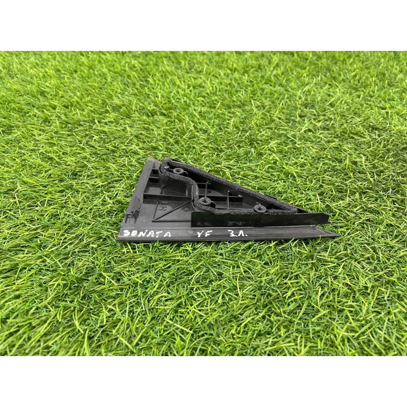 Молдинг двери (уголок) внешний (наружные элементы кузова) Hyundai Sonata YF 838303S000