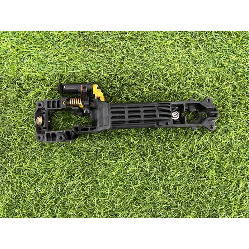 Кронштейн ручки двери (кузов и элементы) Toyota Highlander XU20 6920242010