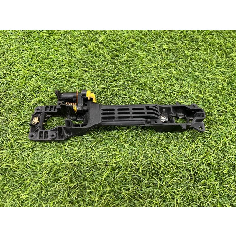 Кронштейн ручки двери (кузов и элементы) Toyota Highlander XU20 6920242010