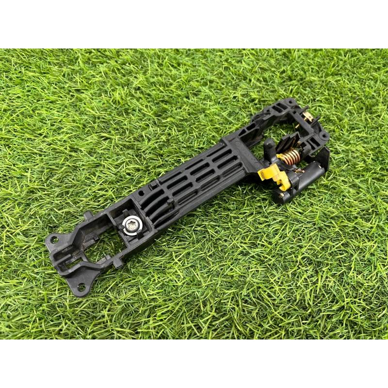 Кронштейн ручки двери (кузов и элементы) Toyota Highlander XU20 6920242010