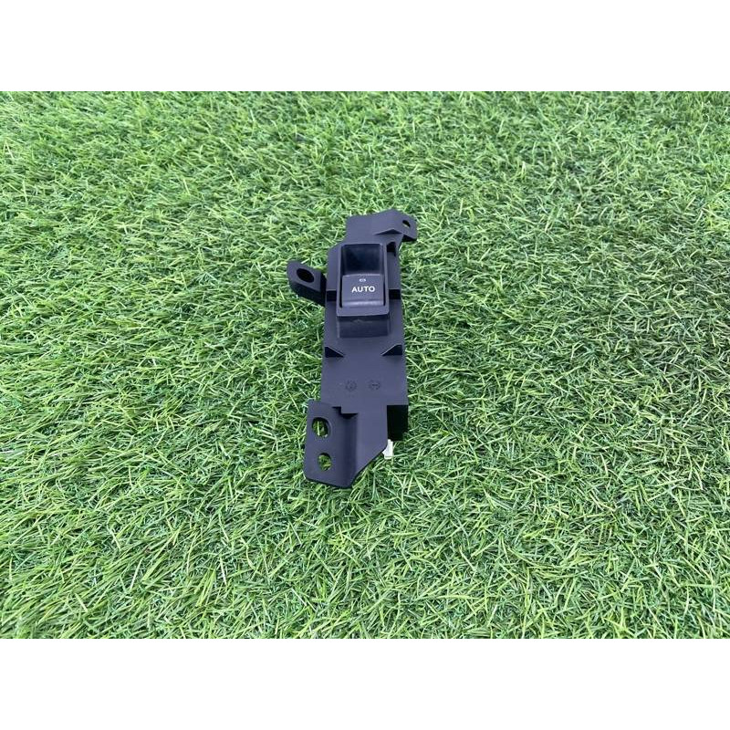 Кнопка стеклоподъемника (электрика / кнопки) Lexus GS S190 8403030100