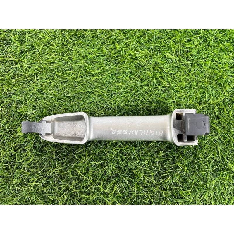 Ручка двери внешняя (кузов и элементы) Toyota Highlander XU20 6921112220A0