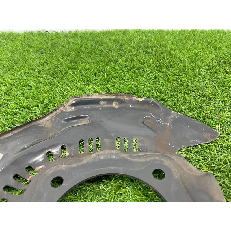 Пыльник тормозного диска (тормозная система) Toyota Sequoia XK60 477030C031