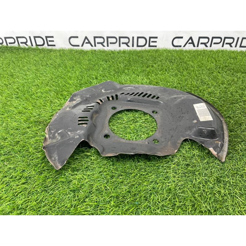 Пыльник тормозного диска (тормозная система) Toyota Sequoia XK60 477030C031