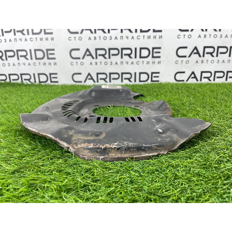 Пыльник тормозного диска (тормозная система) Toyota Sequoia XK60 477030C031