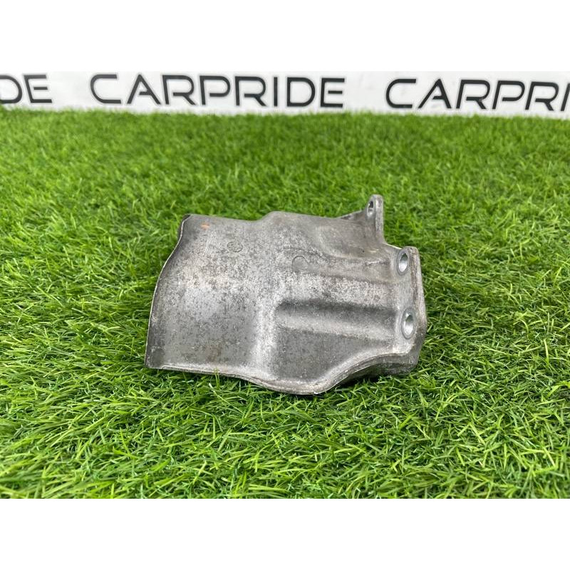 Защита полуоси (трансмиссия) Audi Q7 4M 2015 3.0 CRE 4m0407719