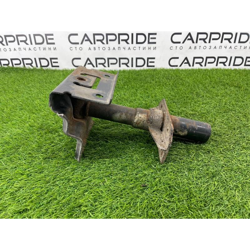 Крепление бампера (кузов и элементы) BMW 7-series E32 1990 M70b50 51121949500