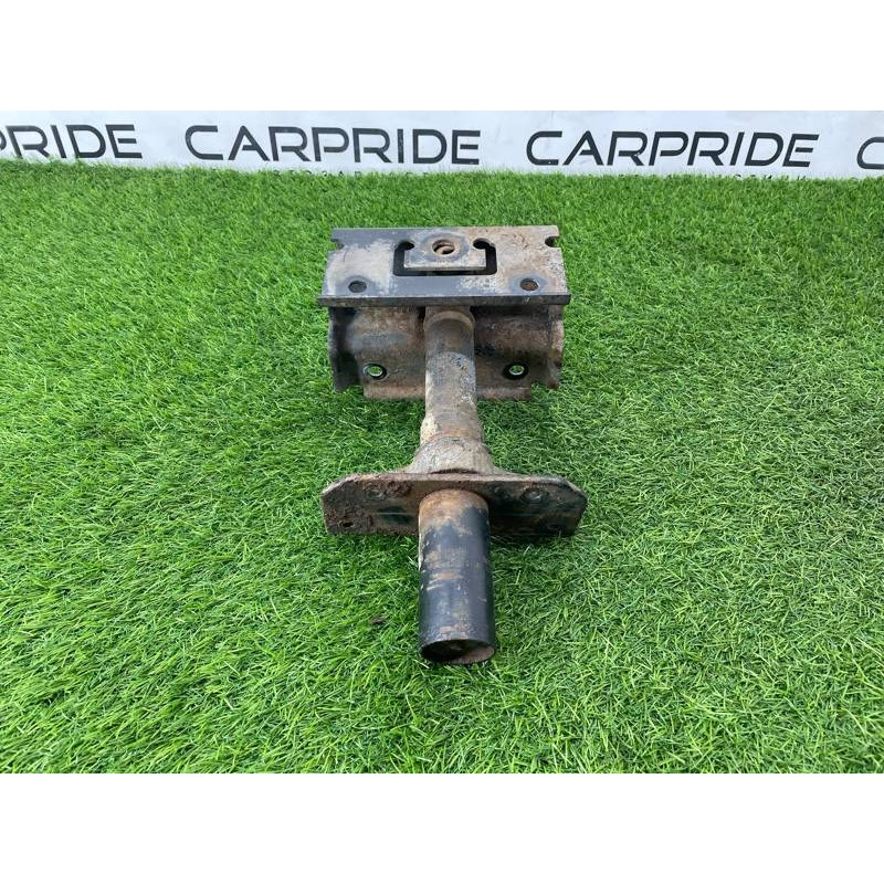 Крепление бампера (кузов и элементы) BMW 7-series E32 1990 M70b50 51121949500