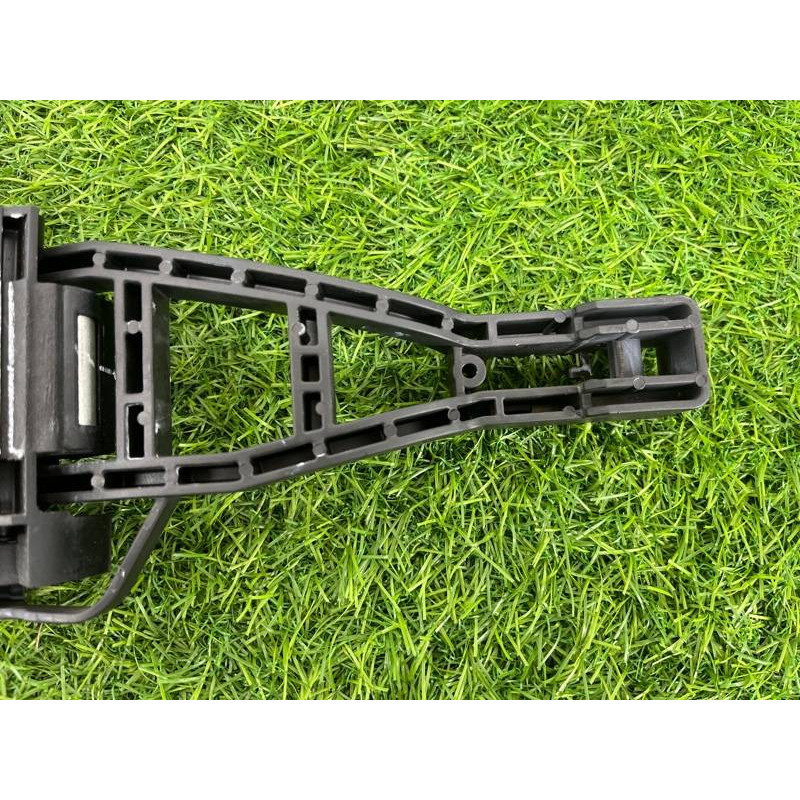 Кронштейн ручки двери (кузов и элементы) FORD Focus MK3 2015 2.0 F1EZ58264A27B