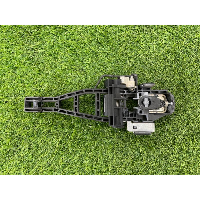 Кронштейн ручки двери (кузов и элементы) FORD Focus MK3 2012 2.0 bm51a224a37