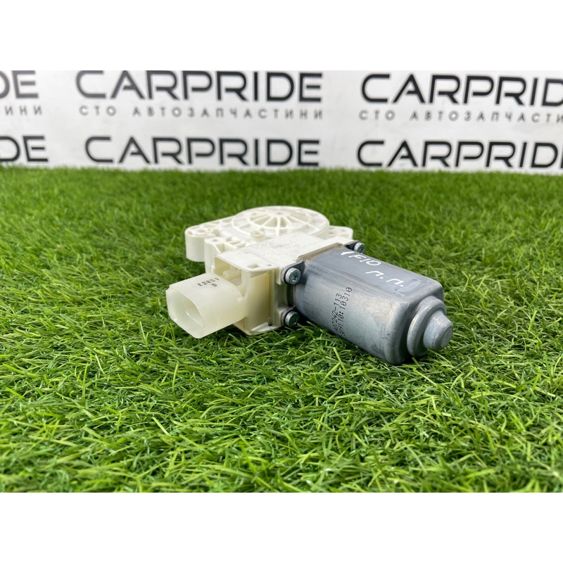 Мотор стеклоподъемника (электрика) BMW 5-series F10 2013 N63B44 51337271564