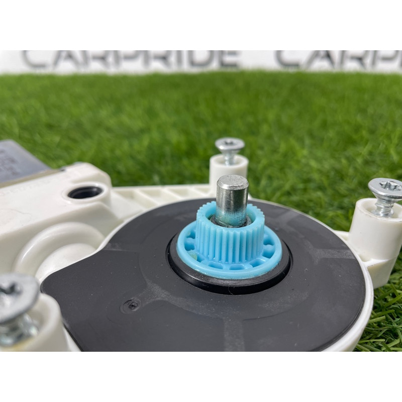 Мотор стеклоподъемника (электрика) BMW 5-series F10 2013 N63B44 51337271564