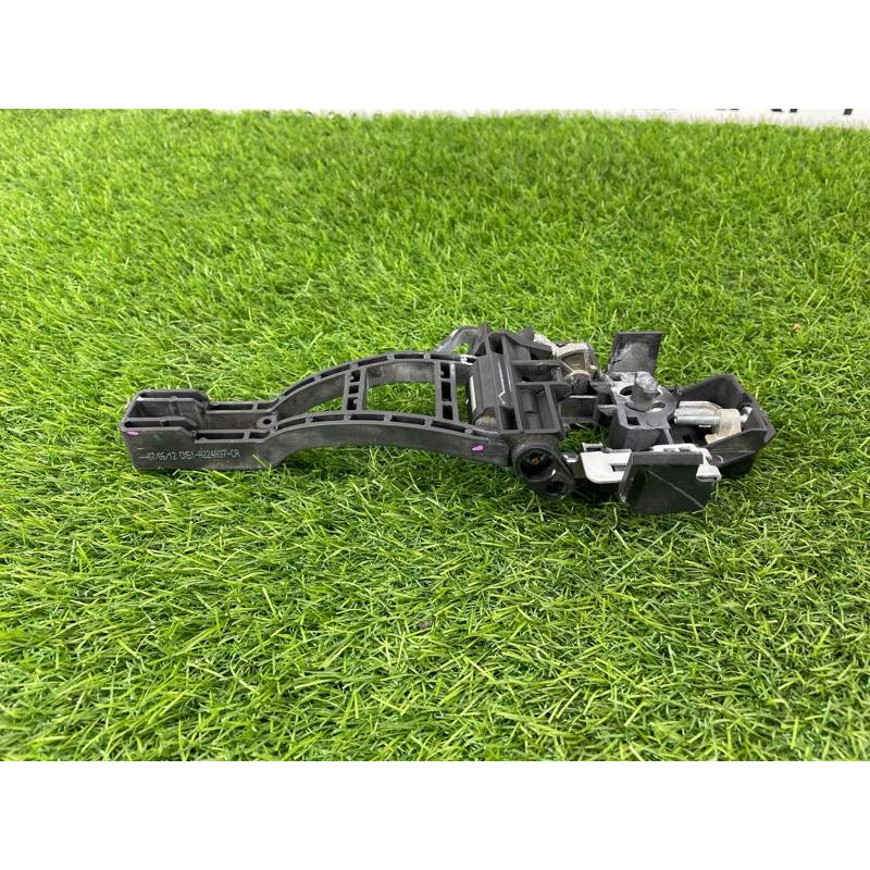 Кронштейн ручки двери (кузов и элементы) FORD Focus MK3 2013 2.0 cm51a224a37