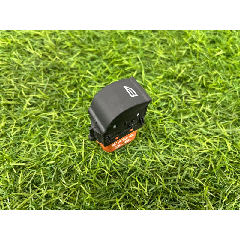 Кнопка стеклоподъемника (электрика / кнопки) FORD Focus MK3 2016 1.0 BM5Z14529A