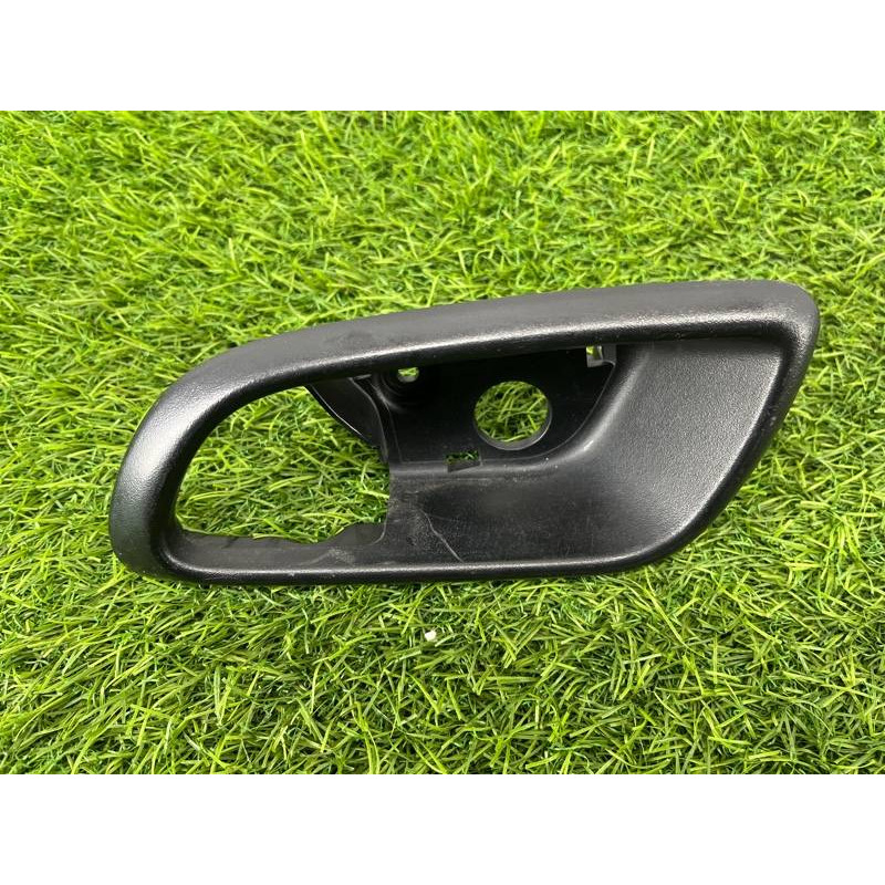 Накладка ручки внутренней (салон) Dodge Journey SXT 2013 3.6 1TX39DX9AB