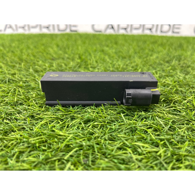 Антенна бесключевого доступа (электрика) Dodge Journey SXT 2013 3.6 68068148aa