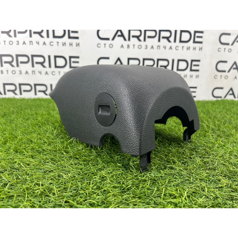 Кожух рульової колонки нижній (салон) Volkswagen Passat B7 2014 1.8 561858559D82V