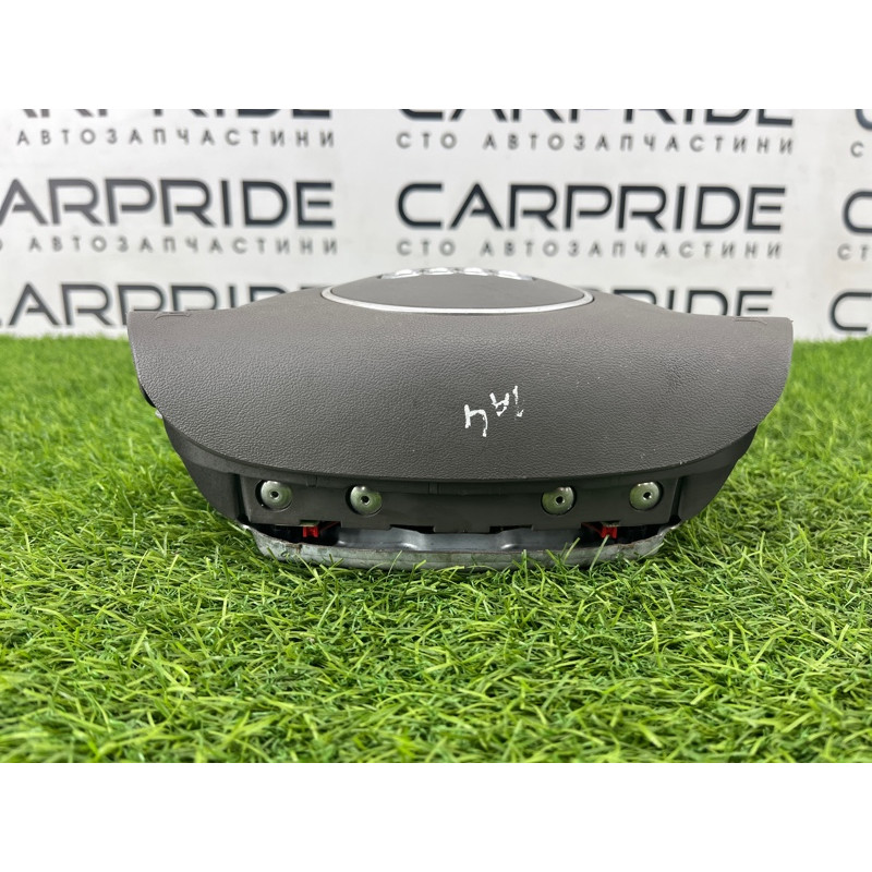 Airbag руля (airbag/безопасность) AUDI A4 B6 2003 2.0 ALT 8e0880201aa