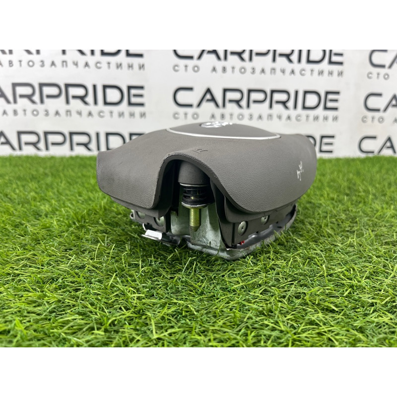 Airbag руля (airbag/безопасность) AUDI A4 B6 2003 2.0 ALT 8e0880201aa