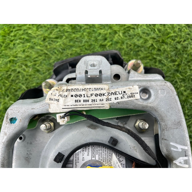 Airbag руля (airbag/безопасность) AUDI A4 B6 2003 2.0 ALT 8e0880201aa