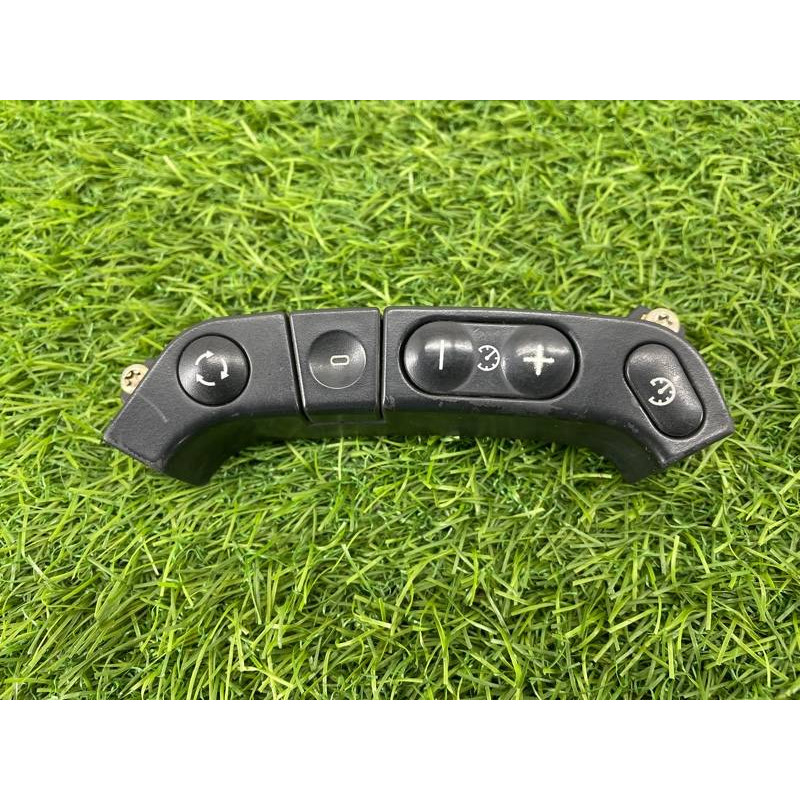 Кнопки руля (электрика / кнопки) BMW 5-series E39 2001 M47D20 61318363652