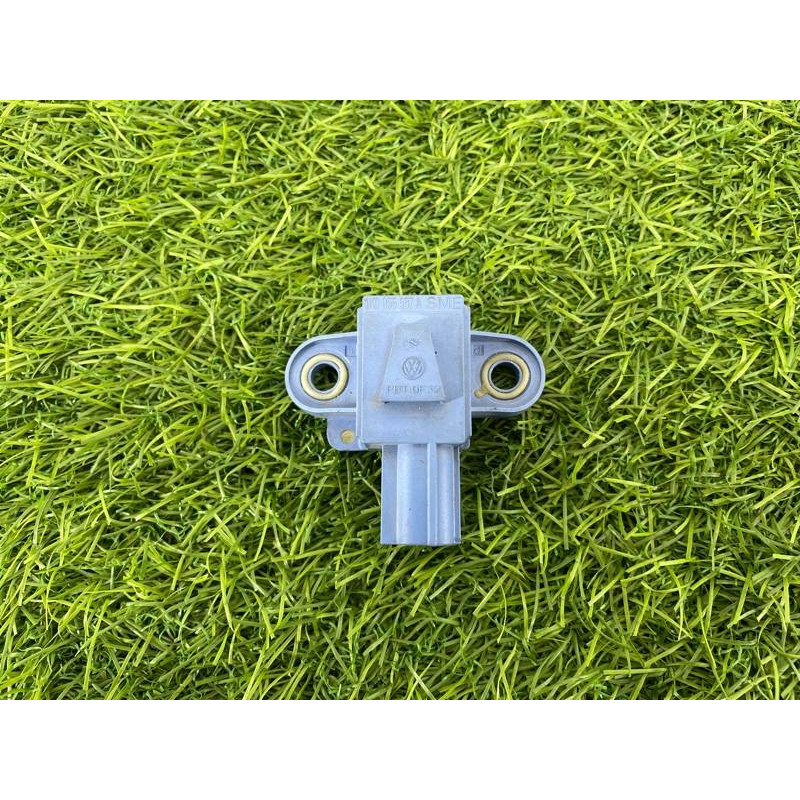 Датчик удара (электрика / датчики) VOLKSWAGEN Golf 5 1k0955557a