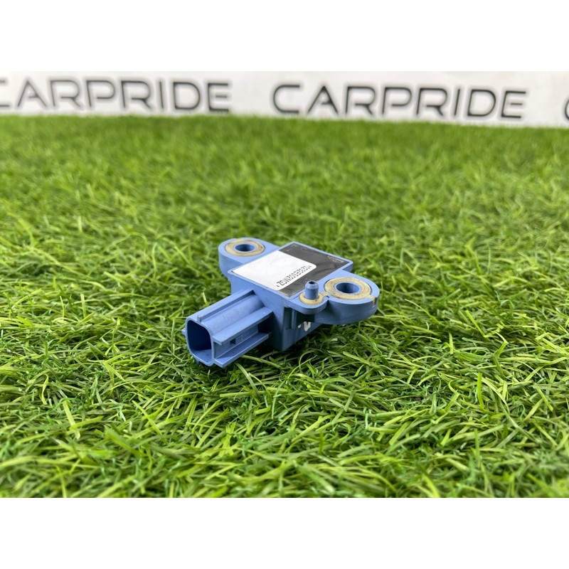 Датчик удара (электрика / датчики) VOLKSWAGEN Golf 5 1k0955557a