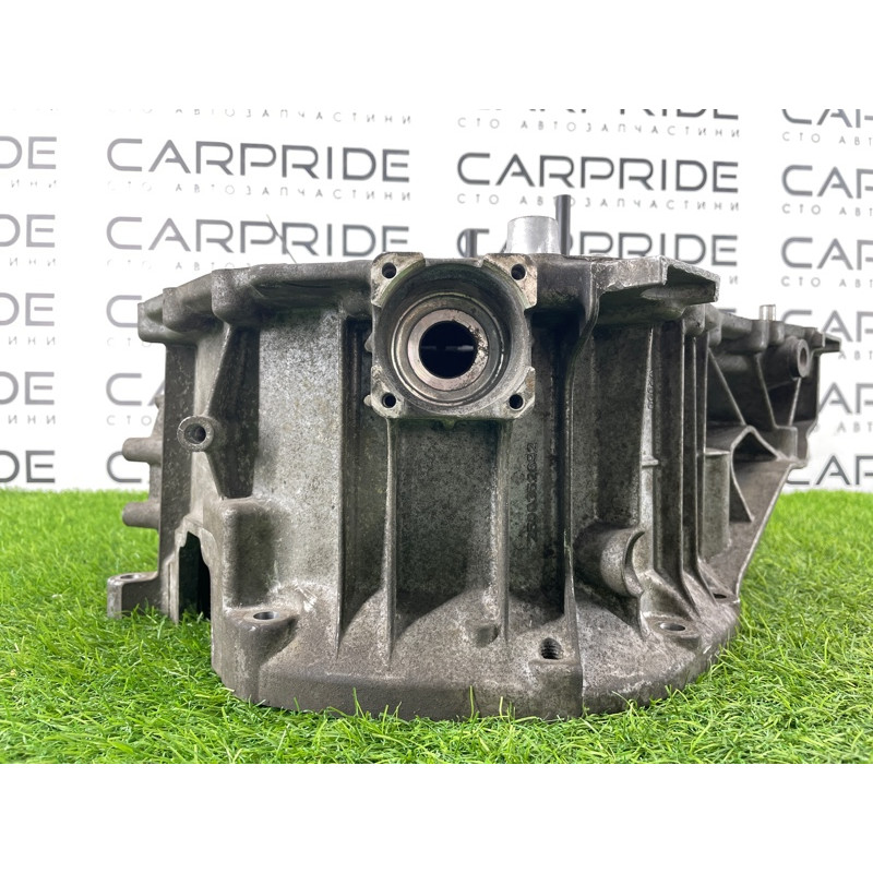 Корпус КПП (трансмиссия) Ford Focus MK3 2016 2.0 BV6Z7505A