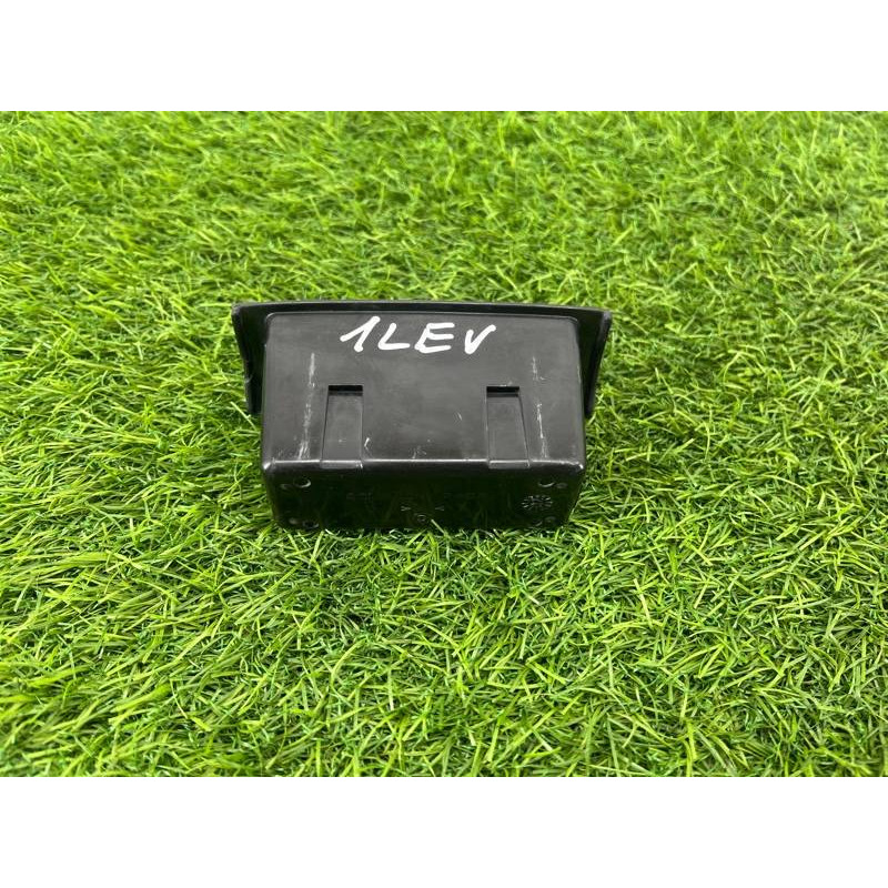 Пепельница (салон) PEUGEOT 607 1 2002 3.0i V6 7588QK