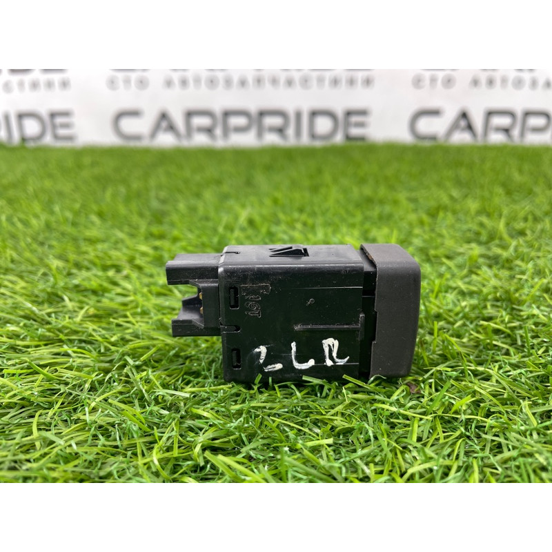 Кнопка регулировки высоты подвески (электрика / кнопки) LAND ROVER Range Rover P38 1996 4.6 Lucas AMR3709