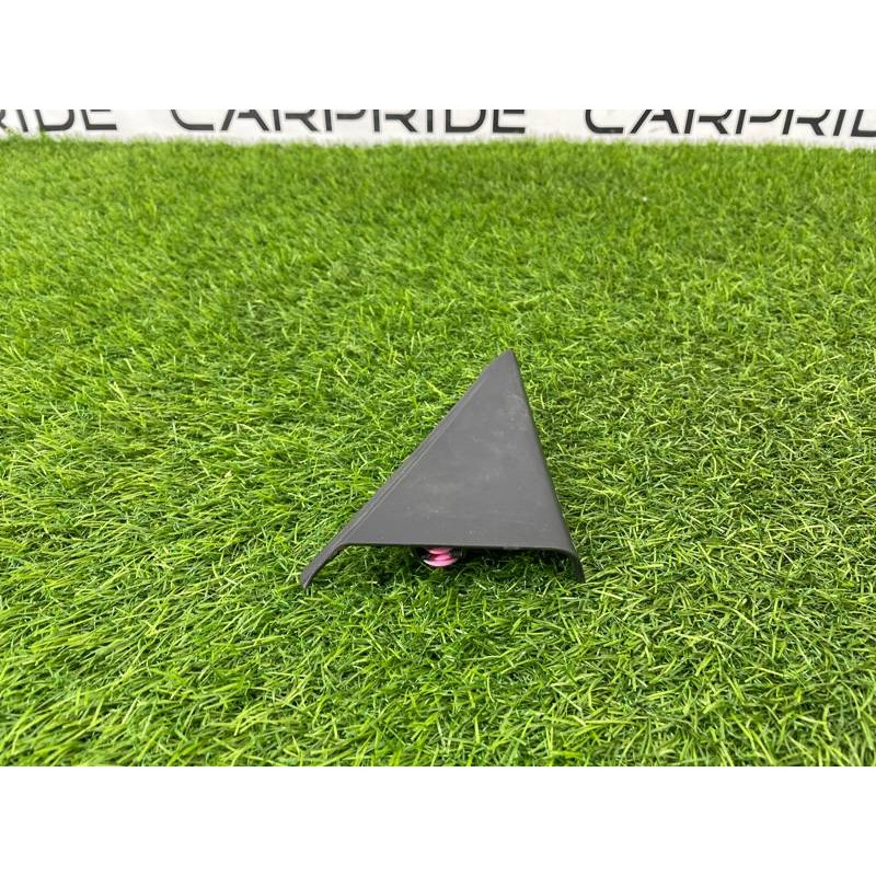 Молдинг двери (уголок) внутренний (кузов и элементы) Hyundai Sonata YF 839103S000RY