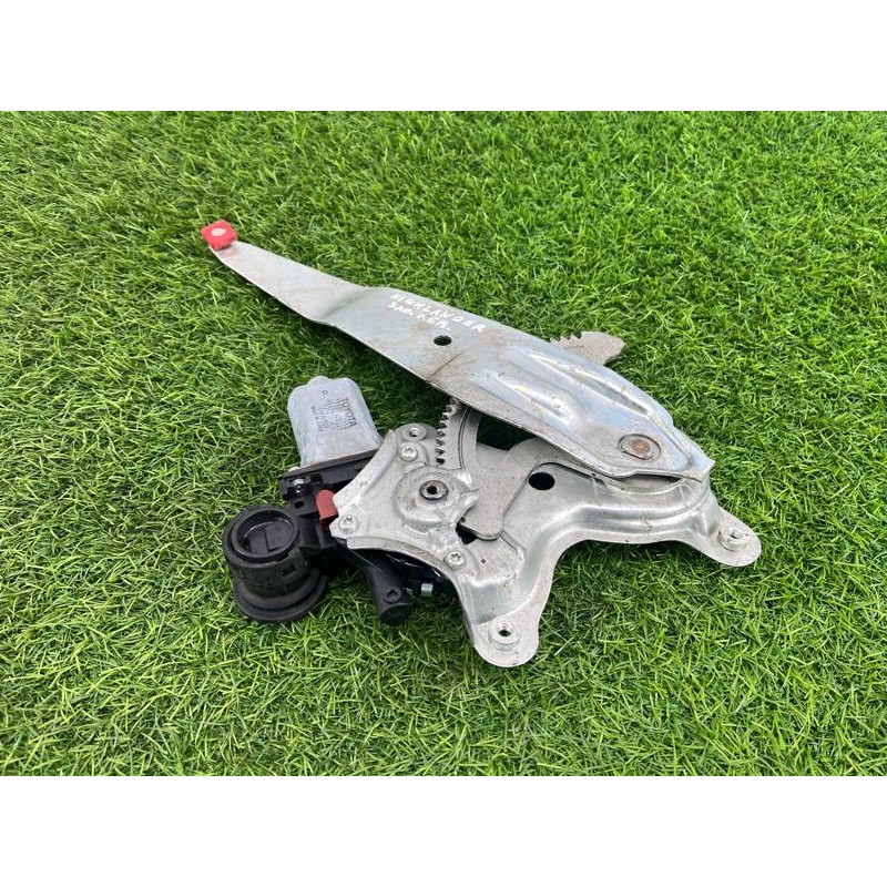 Механизм стеклоподъемника с мотором (кузов и элементы) Toyota Highlander XU20 6980448030