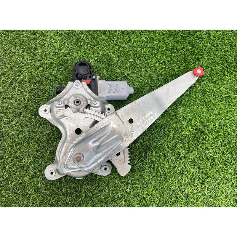 Механизм стеклоподъемника с мотором (кузов и элементы) Toyota Highlander XU20 6980448030