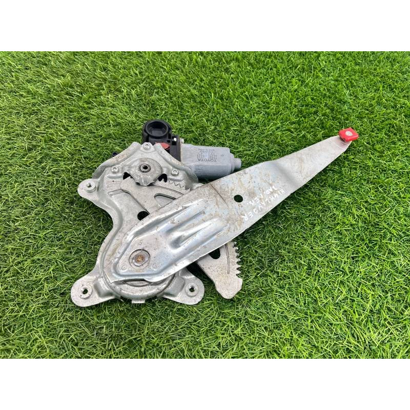 Механизм стеклоподъемника с мотором (кузов и элементы) Toyota Highlander XU20 6980448030