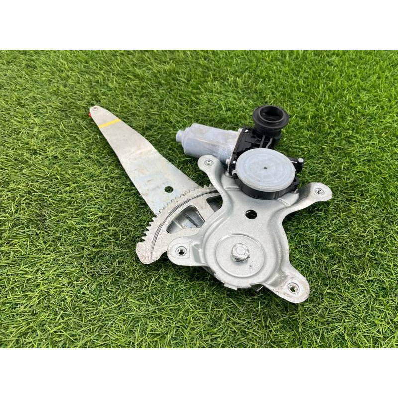 Механизм стеклоподъемника с мотором (кузов и элементы) Toyota Highlander XU20 6980448030