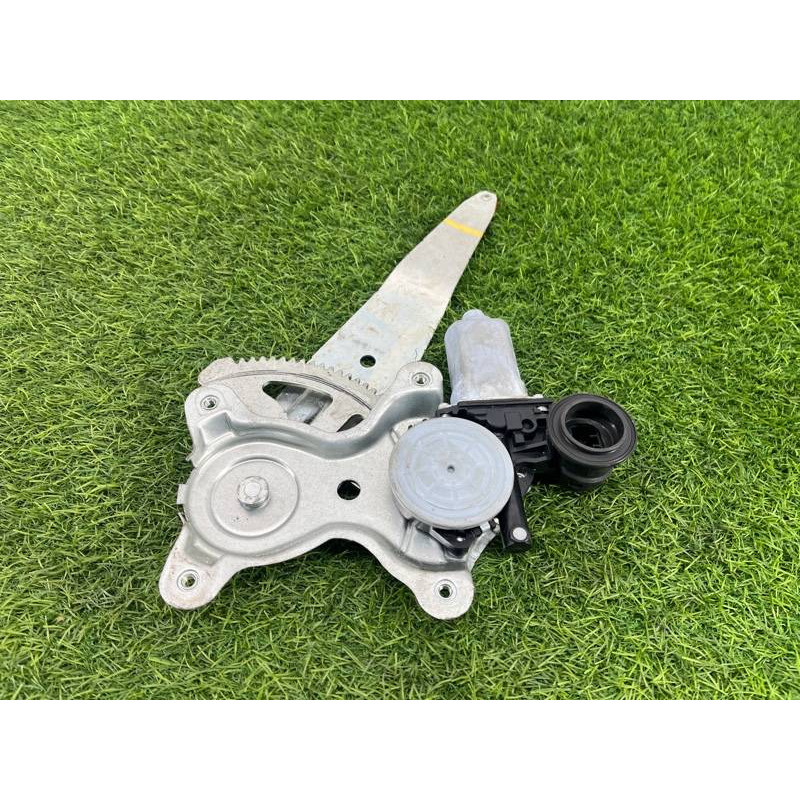 Механизм стеклоподъемника с мотором (кузов и элементы) Toyota Highlander XU20 6980448030
