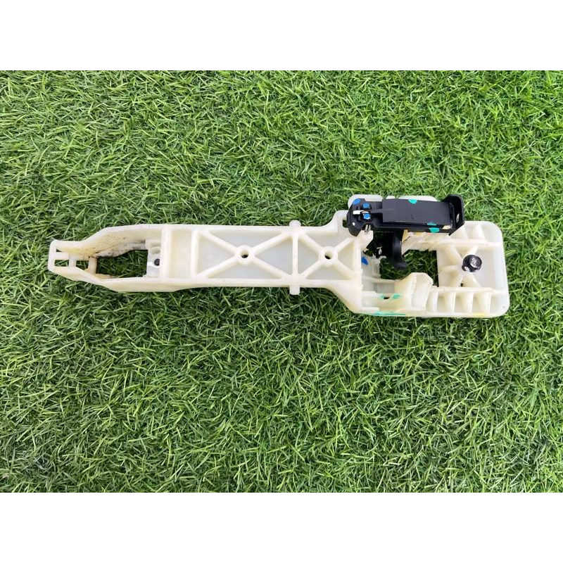 Кронштейн ручки двери (кузов и элементы) Hyundai Sonata YF 836553S000