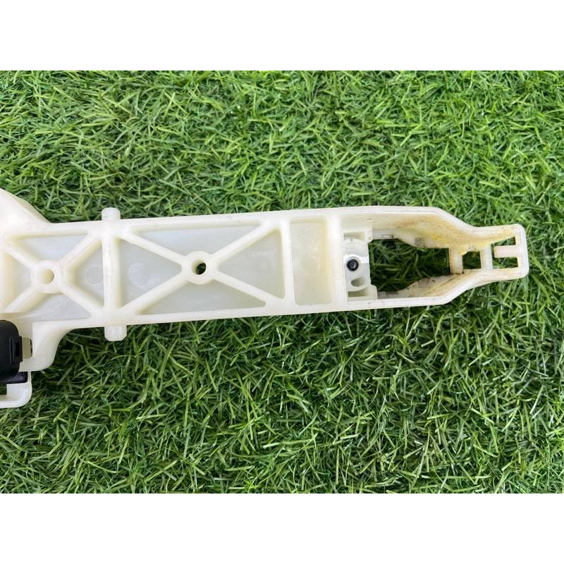 Кронштейн ручки двери (кузов и элементы) Hyundai Sonata YF 836553S000