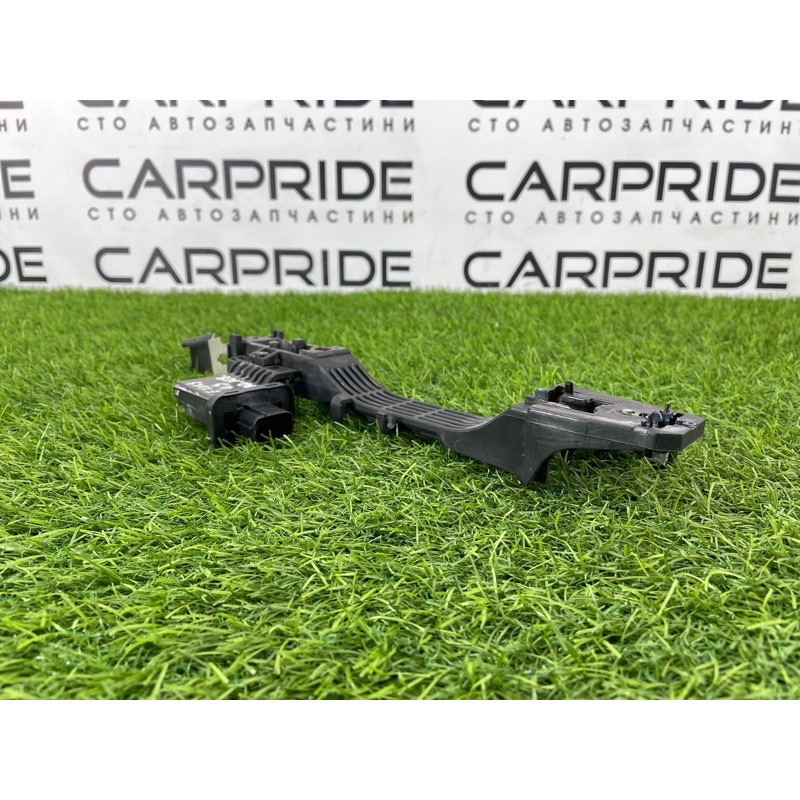 Кронштейн ручки двери (кузов и элементы) Lexus GS S190 2007 6920430030