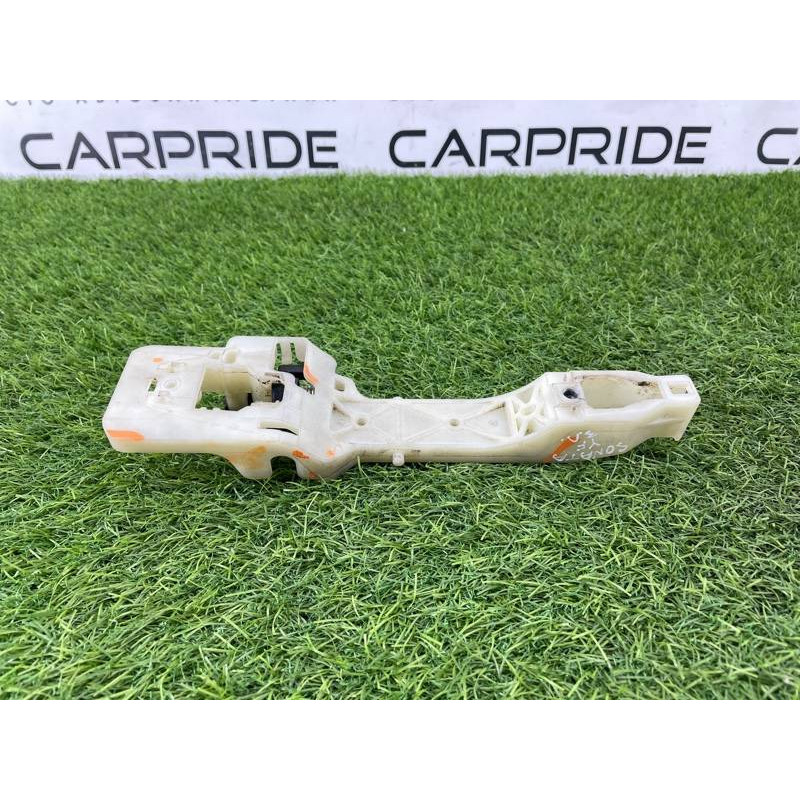 Кронштейн ручки двери (кузов и элементы) Hyundai Sonata YF 836553S000