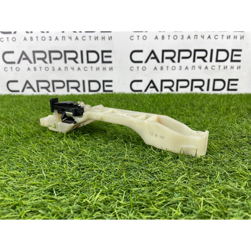 Кронштейн ручки двери (кузов и элементы) Hyundai Sonata YF 836553S000