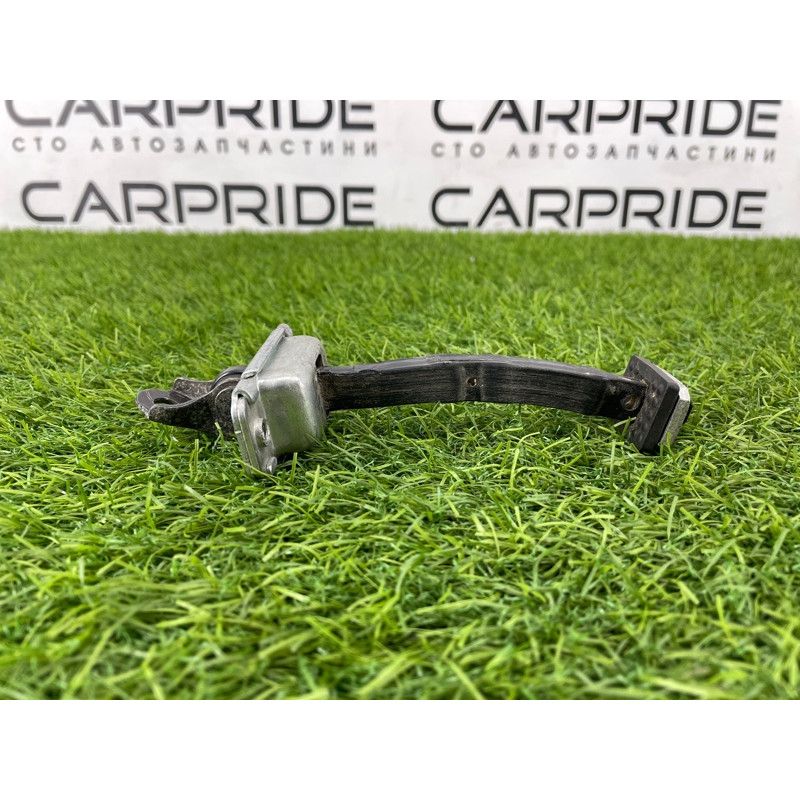 Ограничитель двери (кузов и элементы) Hyundai Sonata YF 794803S000