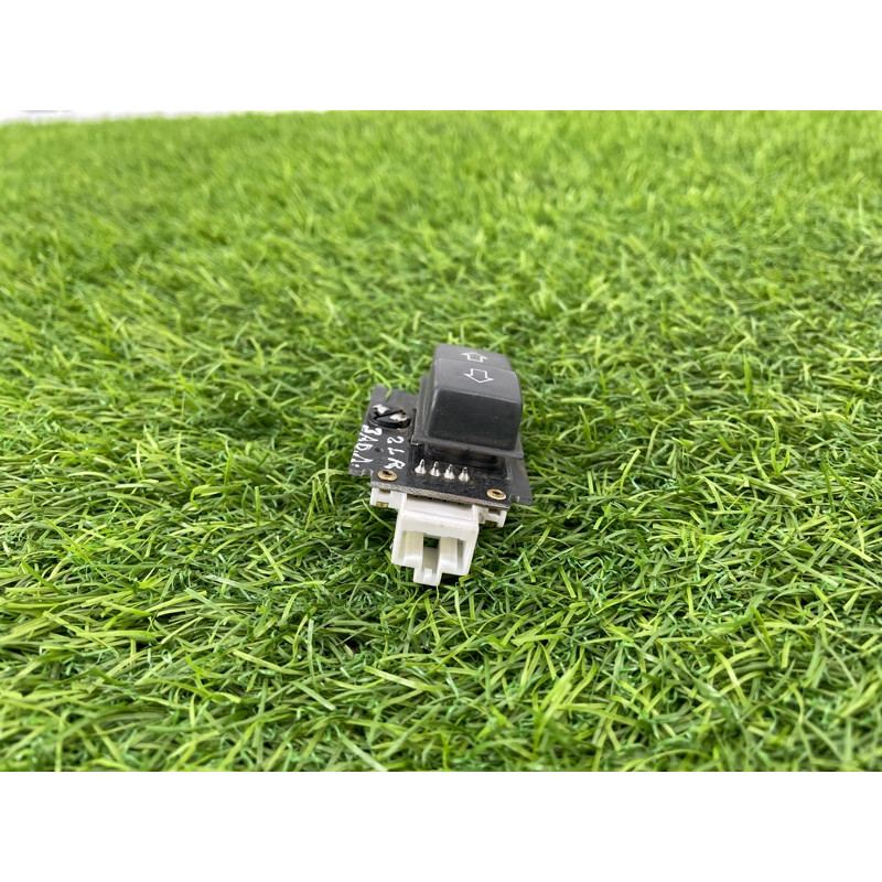 Кнопка стеклоподъемника (электрика / кнопки) LAND ROVER Range Rover P38 1996 4.6 Lucas AMR3762