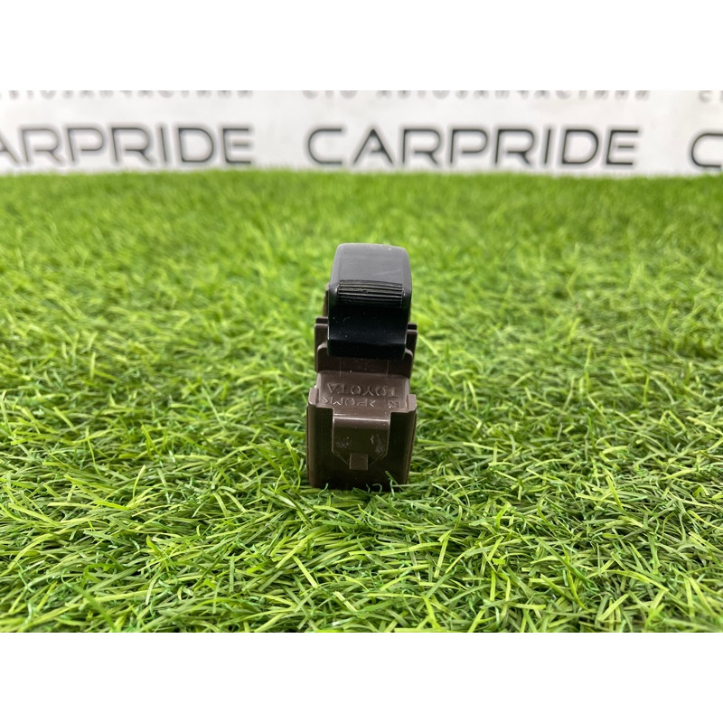 Кнопка стеклоподъемника (электрика / кнопки) Toyota Highlander XU20 8403048040